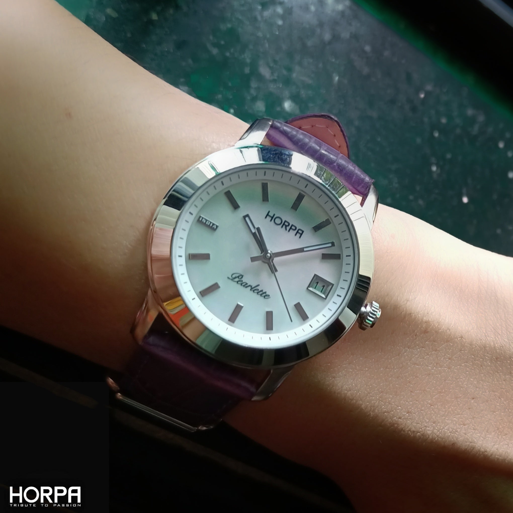 Horpa Oyster women's everyday analog watch